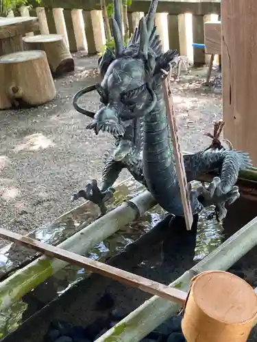 五所神社の手水舎