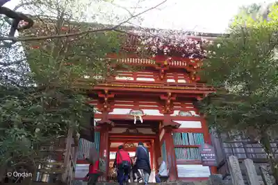 吉野水分神社(吉野町)の山門・神門