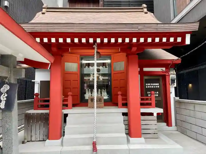 富沢稲荷神社の{uncategorized: "未分類", other: "その他", undefined: "問題あり", building: "その他建物", grave: "お墓", sacred_gate: "鳥居", guardian: "狛犬", statue: "像", buddha: "仏像", history: "歴史", nature: "自然", garden: "庭園", animal: "動物", pagoda: "塔", temizu: "手水舎", mountain_gate: "山門・神門", sanctuary: "本殿・本堂", subordinate: "末社・摂社", art: "芸術", scenery: "景色", jizo: "地蔵", ema: "絵馬", goshuin: "御朱印", omikuji: "おみくじ", items: "授与品その他", amulet: "お守り", goshuincho: "御朱印帳", eats: "食事", festival: "お祭り", votive_dance: "神楽", shichigosan: "七五三参", wedding: "結婚式", experience: "体験その他", initially: "初詣", around: "周辺", anti_infection: "感染症対策"}
