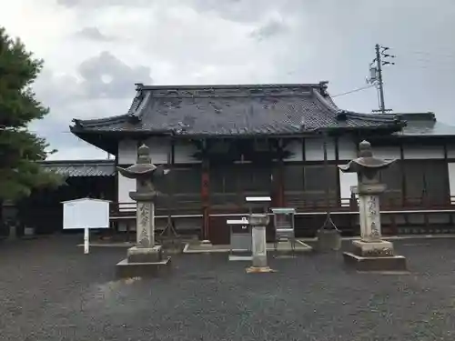 善通寺の本殿・本堂