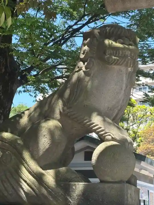池袋氷川神社の{uncategorized: "未分類", other: "その他", undefined: "問題あり", building: "その他建物", grave: "お墓", sacred_gate: "鳥居", guardian: "狛犬", statue: "像", buddha: "仏像", history: "歴史", nature: "自然", garden: "庭園", animal: "動物", pagoda: "塔", temizu: "手水舎", mountain_gate: "山門・神門", sanctuary: "本殿・本堂", subordinate: "末社・摂社", art: "芸術", scenery: "景色", jizo: "地蔵", ema: "絵馬", goshuin: "御朱印", omikuji: "おみくじ", items: "授与品その他", amulet: "お守り", goshuincho: "御朱印帳", eats: "食事", festival: "お祭り", votive_dance: "神楽", shichigosan: "七五三参", wedding: "結婚式", experience: "体験その他", initially: "初詣", around: "周辺", anti_infection: "感染症対策"}