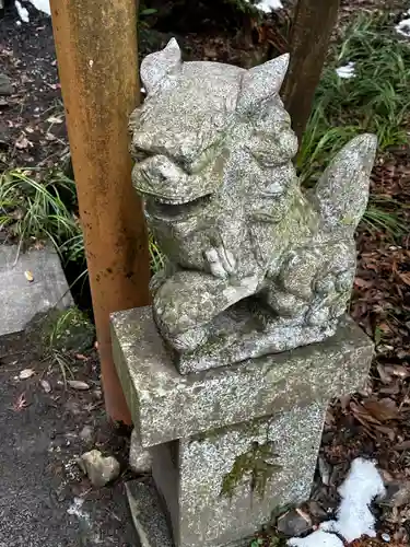 青麻神社の狛犬