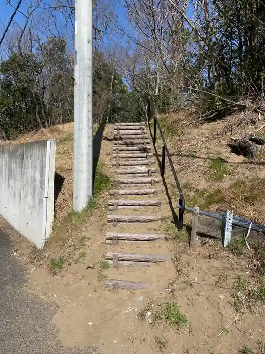 東大輪浅間神社の建物その他