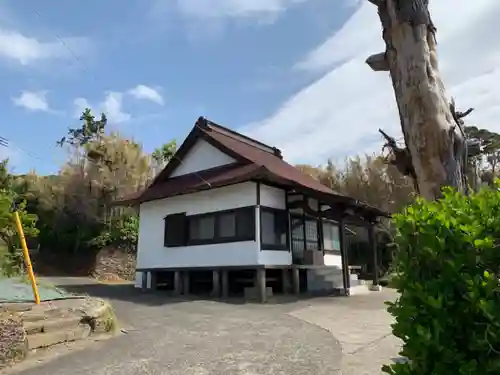 寺院（名称不明）の本殿・本堂