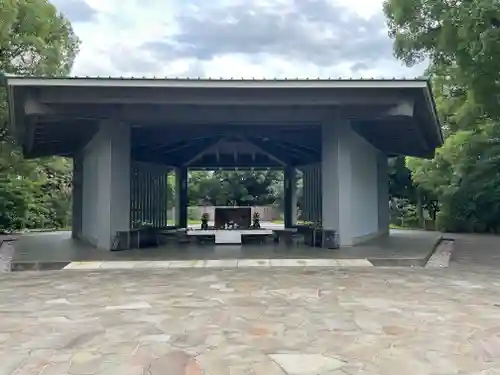 千鳥ヶ淵戦没者墓苑(東京都)