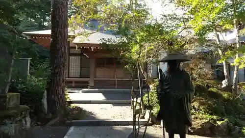 願誓寺の像