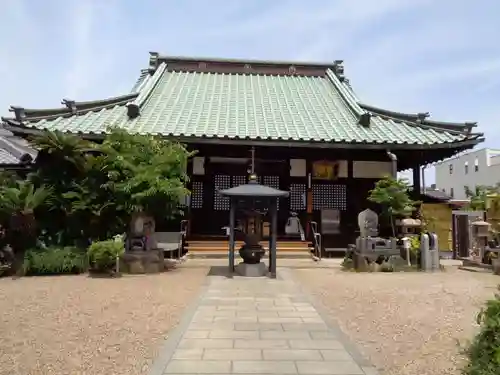 長宝寺の本殿