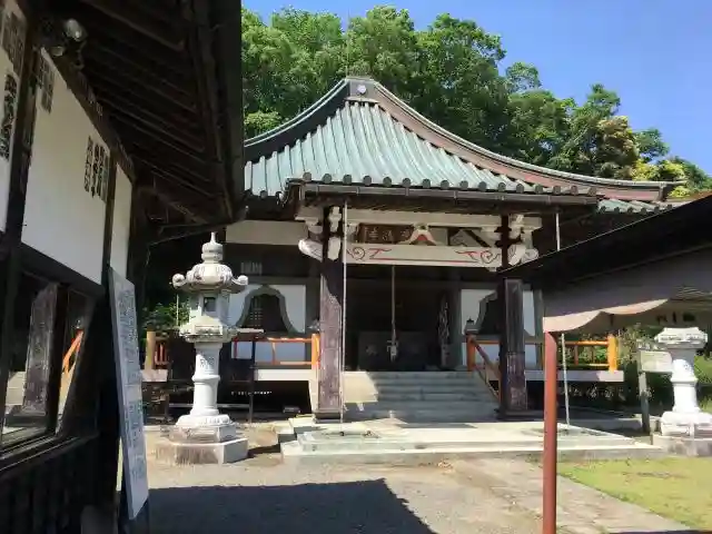 日輪寺の本殿・本堂