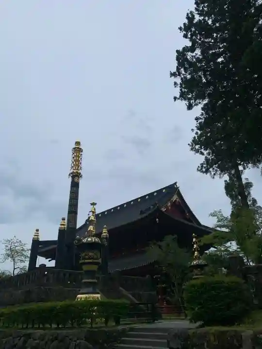 日光山輪王寺 常行堂の{uncategorized: "未分類", other: "その他", undefined: "問題あり", building: "その他建物", grave: "お墓", sacred_gate: "鳥居", guardian: "狛犬", statue: "像", buddha: "仏像", history: "歴史", nature: "自然", garden: "庭園", animal: "動物", pagoda: "塔", temizu: "手水舎", mountain_gate: "山門・神門", sanctuary: "本殿・本堂", subordinate: "末社・摂社", art: "芸術", scenery: "景色", jizo: "地蔵", ema: "絵馬", goshuin: "御朱印", omikuji: "おみくじ", items: "授与品その他", amulet: "お守り", goshuincho: "御朱印帳", eats: "食事", festival: "お祭り", votive_dance: "神楽", shichigosan: "七五三参", wedding: "結婚式", experience: "体験その他", initially: "初詣", around: "周辺", anti_infection: "感染症対策"}