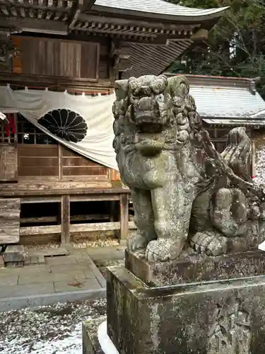 熱日高彦神社の狛犬