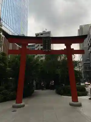 福徳神社（芽吹稲荷）の鳥居