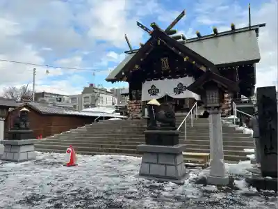 札幌諏訪神社の本殿・本堂