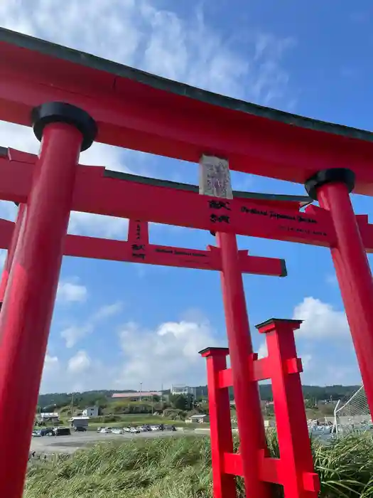 弁天島の厳島神社の鳥居