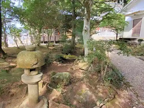 石部神社の庭園