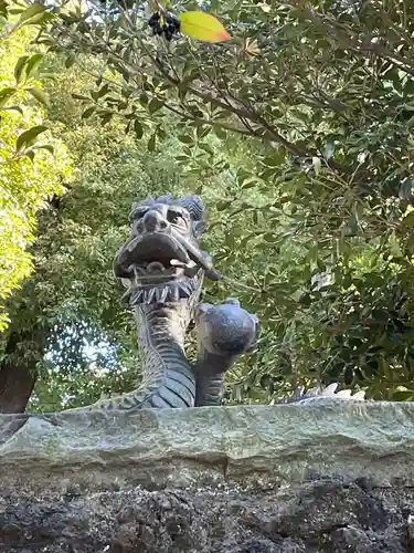 田無神社の像