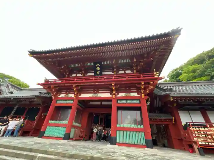 鶴岡八幡宮の本殿・本堂