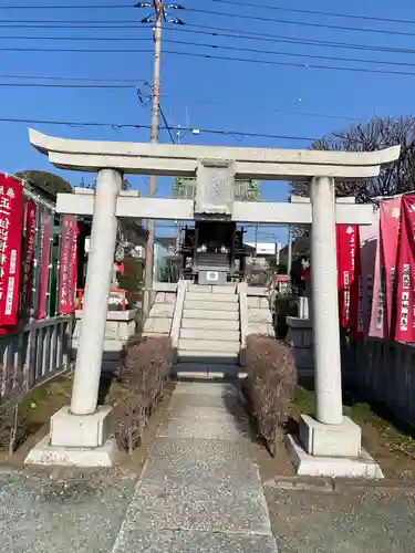 成田山川越別院の鳥居