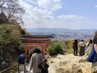 伏見稲荷大社三ノ峰(下之社神蹟・白菊大神)(京都府)