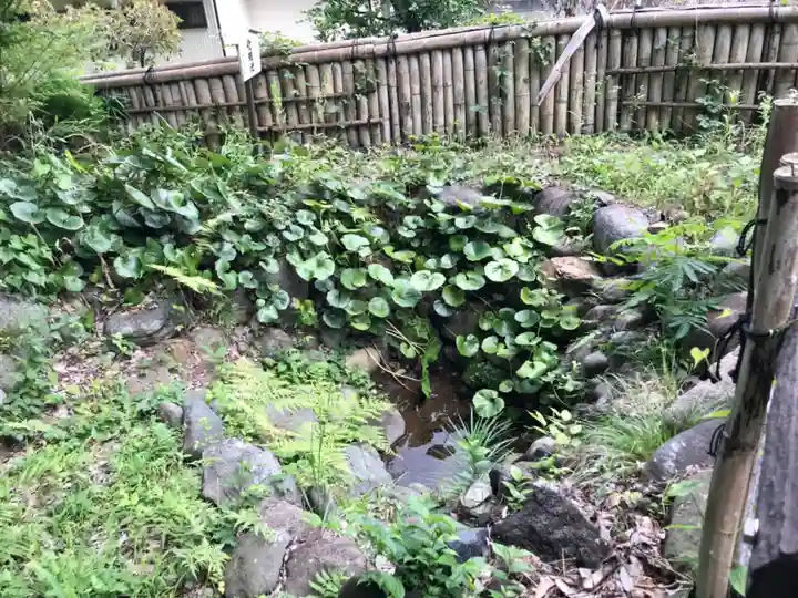 小町神社の庭園