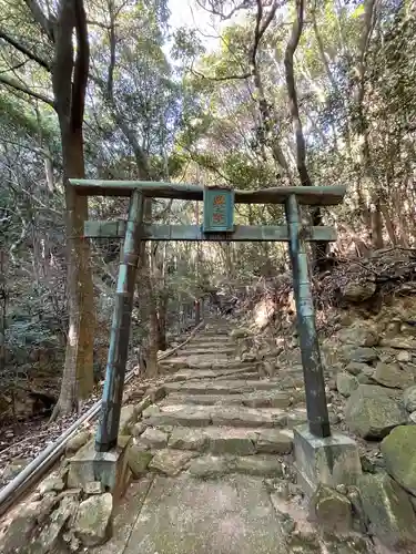 長府石鎚神社の鳥居