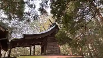 鴨神社の本殿・本堂