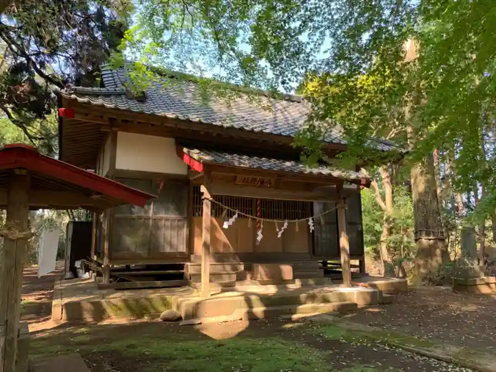 八幡神社の本殿・本堂