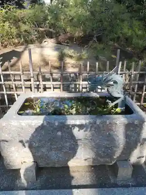 明王院（満願寺別院）の手水舎