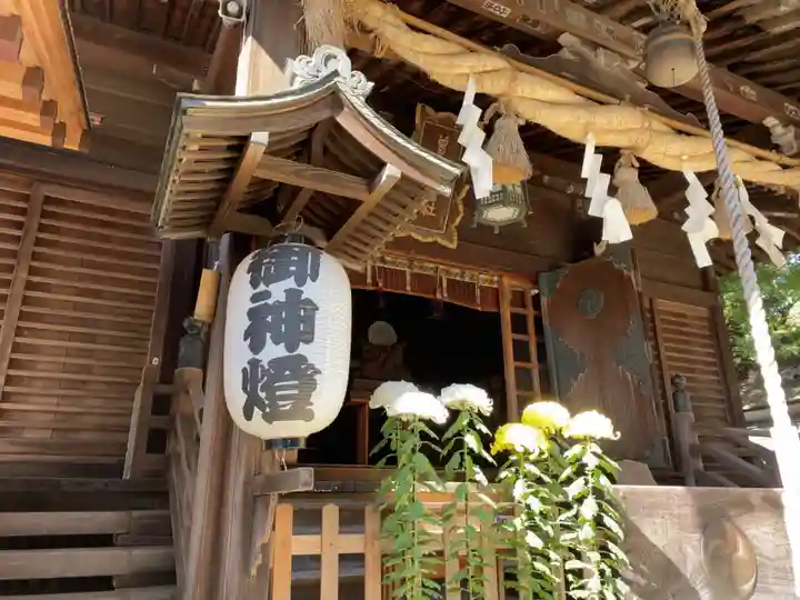 曾屋神社の本殿・本堂