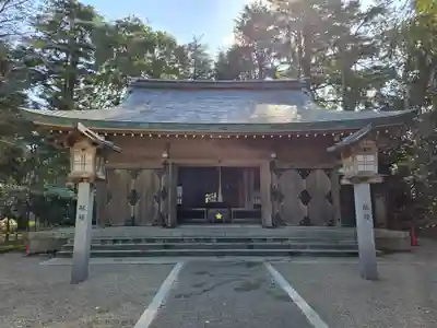 高岡市護国神社の本殿・本堂