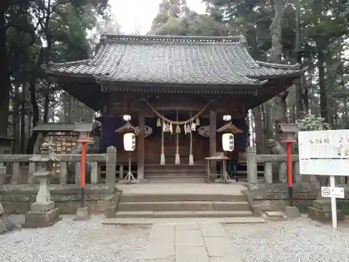 間々田八幡宮の本殿