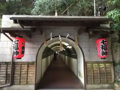 南蔵院の山門・神門