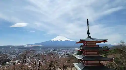 新倉富士浅間神社の景色