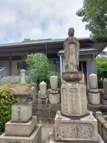 源聖寺の像