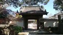 本覺寺の山門