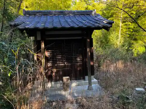 山ノ神の本殿