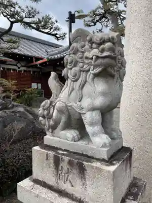 六請神社の狛犬