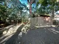 河原神社(豊受大神宮摂社)・毛理神社(豊受大神宮末社)の{uncategorized: "未分類", other: "その他", undefined: "問題あり", building: "その他建物", grave: "お墓", sacred_gate: "鳥居", guardian: "狛犬", statue: "像", buddha: "仏像", history: "歴史", nature: "自然", garden: "庭園", animal: "動物", pagoda: "塔", temizu: "手水舎", mountain_gate: "山門・神門", sanctuary: "本殿・本堂", subordinate: "末社・摂社", art: "芸術", scenery: "景色", jizo: "地蔵", ema: "絵馬", goshuin: "御朱印", omikuji: "おみくじ", items: "授与品その他", amulet: "お守り", goshuincho: "御朱印帳", eats: "食事", festival: "お祭り", votive_dance: "神楽", shichigosan: "七五三参", wedding: "結婚式", experience: "体験その他", initially: "初詣", around: "周辺", anti_infection: "感染症対策"}