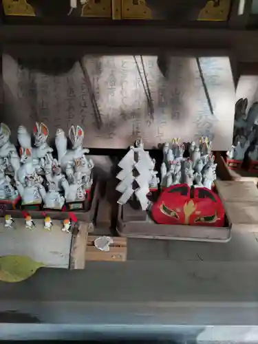 子安神社の末社・摂社