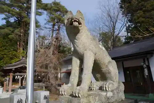 山津見神社の狛犬