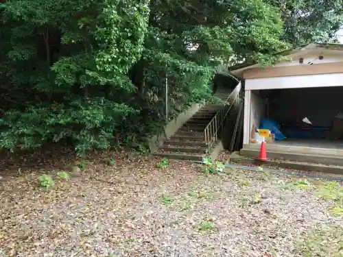 少比古那神社の{uncategorized: "未分類", other: "その他", undefined: "問題あり", building: "その他建物", grave: "お墓", sacred_gate: "鳥居", guardian: "狛犬", statue: "像", buddha: "仏像", history: "歴史", nature: "自然", garden: "庭園", animal: "動物", pagoda: "塔", temizu: "手水舎", mountain_gate: "山門・神門", sanctuary: "本殿・本堂", subordinate: "末社・摂社", art: "芸術", scenery: "景色", jizo: "地蔵", ema: "絵馬", goshuin: "御朱印", omikuji: "おみくじ", items: "授与品その他", amulet: "お守り", goshuincho: "御朱印帳", eats: "食事", festival: "お祭り", votive_dance: "神楽", shichigosan: "七五三参", wedding: "結婚式", experience: "体験その他", initially: "初詣", around: "周辺", anti_infection: "感染症対策"}