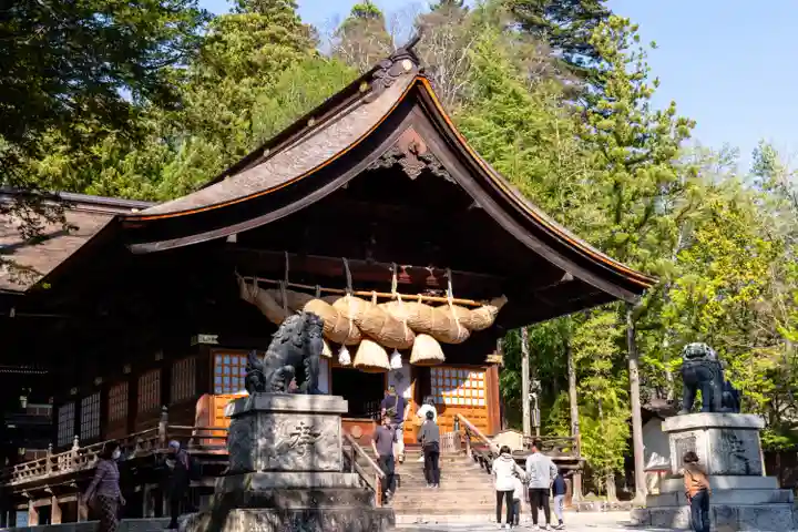 諏訪大社下社秋宮(長野県)