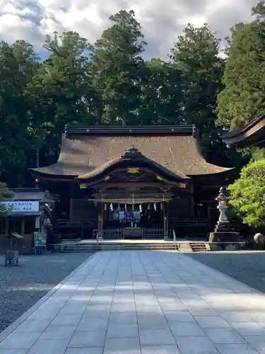 小國神社の本殿・本堂