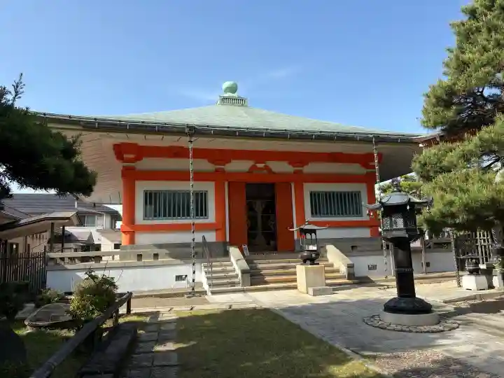 寶泉寺(宝泉寺)の{uncategorized: "未分類", other: "その他", undefined: "問題あり", building: "その他建物", grave: "お墓", sacred_gate: "鳥居", guardian: "狛犬", statue: "像", buddha: "仏像", history: "歴史", nature: "自然", garden: "庭園", animal: "動物", pagoda: "塔", temizu: "手水舎", mountain_gate: "山門・神門", sanctuary: "本殿・本堂", subordinate: "末社・摂社", art: "芸術", scenery: "景色", jizo: "地蔵", ema: "絵馬", goshuin: "御朱印", omikuji: "おみくじ", items: "授与品その他", amulet: "お守り", goshuincho: "御朱印帳", eats: "食事", festival: "お祭り", votive_dance: "神楽", shichigosan: "七五三参", wedding: "結婚式", experience: "体験その他", initially: "初詣", around: "周辺", anti_infection: "感染症対策"}