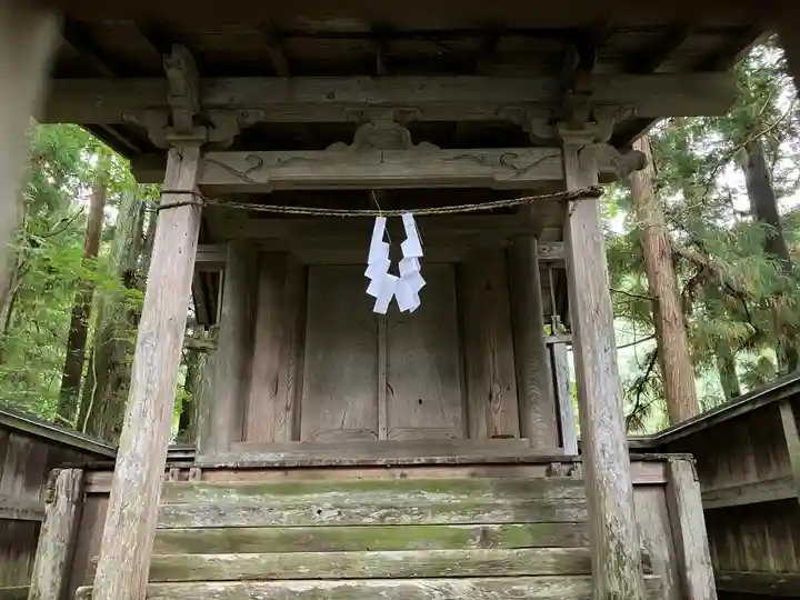 塩野神社の末社・摂社