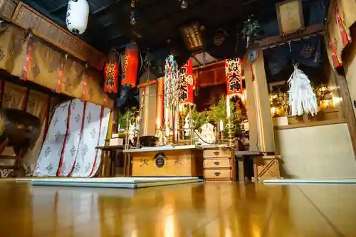 横浜御嶽神社の本殿・本堂