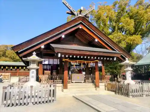 和泉國一之宮　大鳥大社の{uncategorized: "未分類", other: "その他", undefined: "問題あり", building: "その他建物", grave: "お墓", sacred_gate: "鳥居", guardian: "狛犬", statue: "像", buddha: "仏像", history: "歴史", nature: "自然", garden: "庭園", animal: "動物", pagoda: "塔", temizu: "手水舎", mountain_gate: "山門・神門", sanctuary: "本殿・本堂", subordinate: "末社・摂社", art: "芸術", scenery: "景色", jizo: "地蔵", ema: "絵馬", goshuin: "御朱印", omikuji: "おみくじ", items: "授与品その他", amulet: "お守り", goshuincho: "御朱印帳", eats: "食事", festival: "お祭り", votive_dance: "神楽", shichigosan: "七五三参", wedding: "結婚式", experience: "体験その他", initially: "初詣", around: "周辺", anti_infection: "感染症対策"}