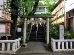 駒込妙義神社の鳥居