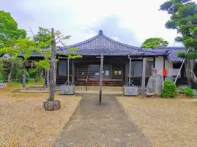 薬師寺の本殿・本堂
