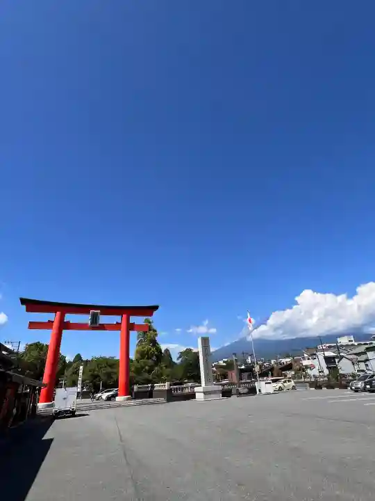 富士山本宮浅間大社(静岡県)