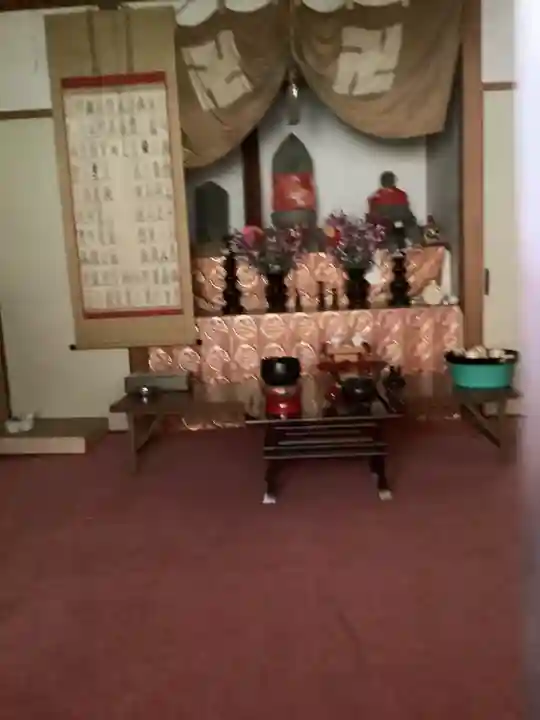 津島神社・秋葉山、観音堂(朝日組)の本殿・本堂